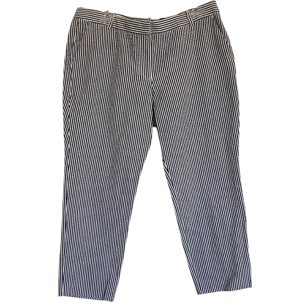 J Crew Womens Cafe Capri Seersucker Pant Size 14 Blue White‎ Classic Summer